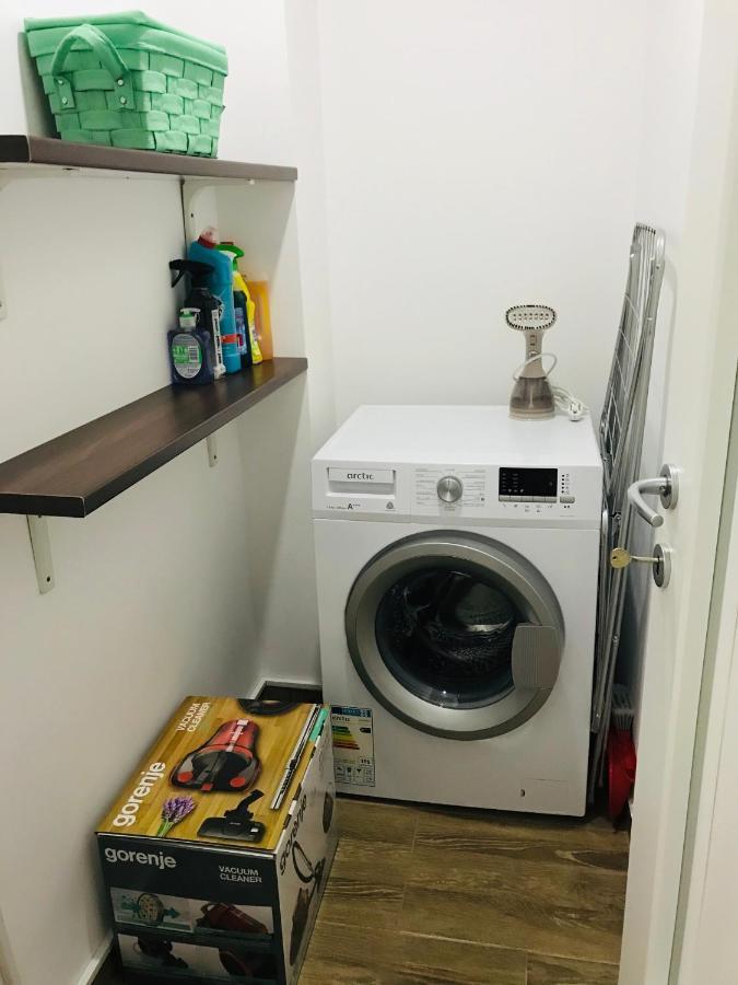 Comfy Apartment - Free Private Parking,Ac,Wi-Fi Carei Exteriér fotografie